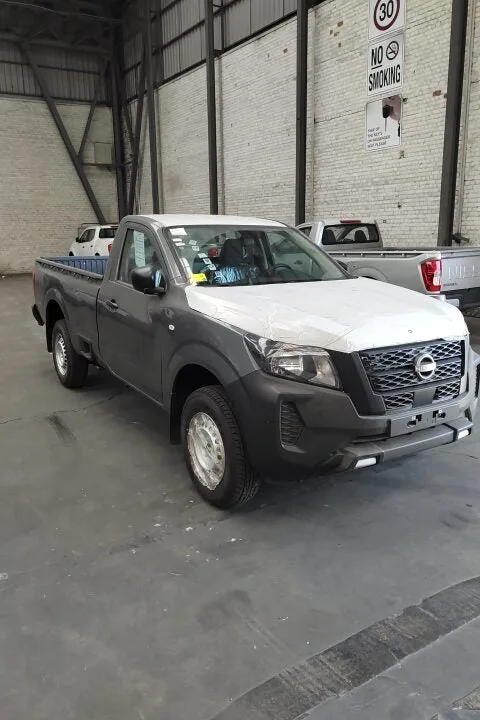 Nissan Navara Single Cab XE Plus 4x4